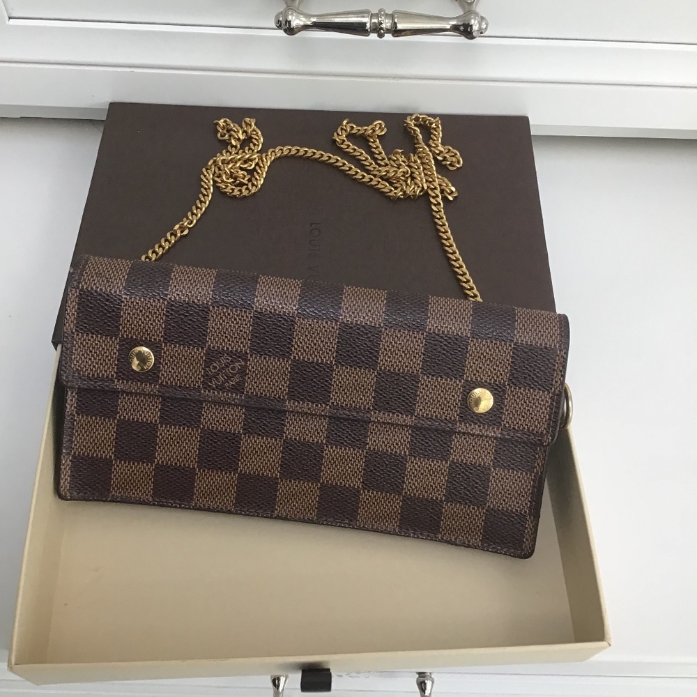 Authentic Louis Vuitton Ebene Damier long large wallet/clutch